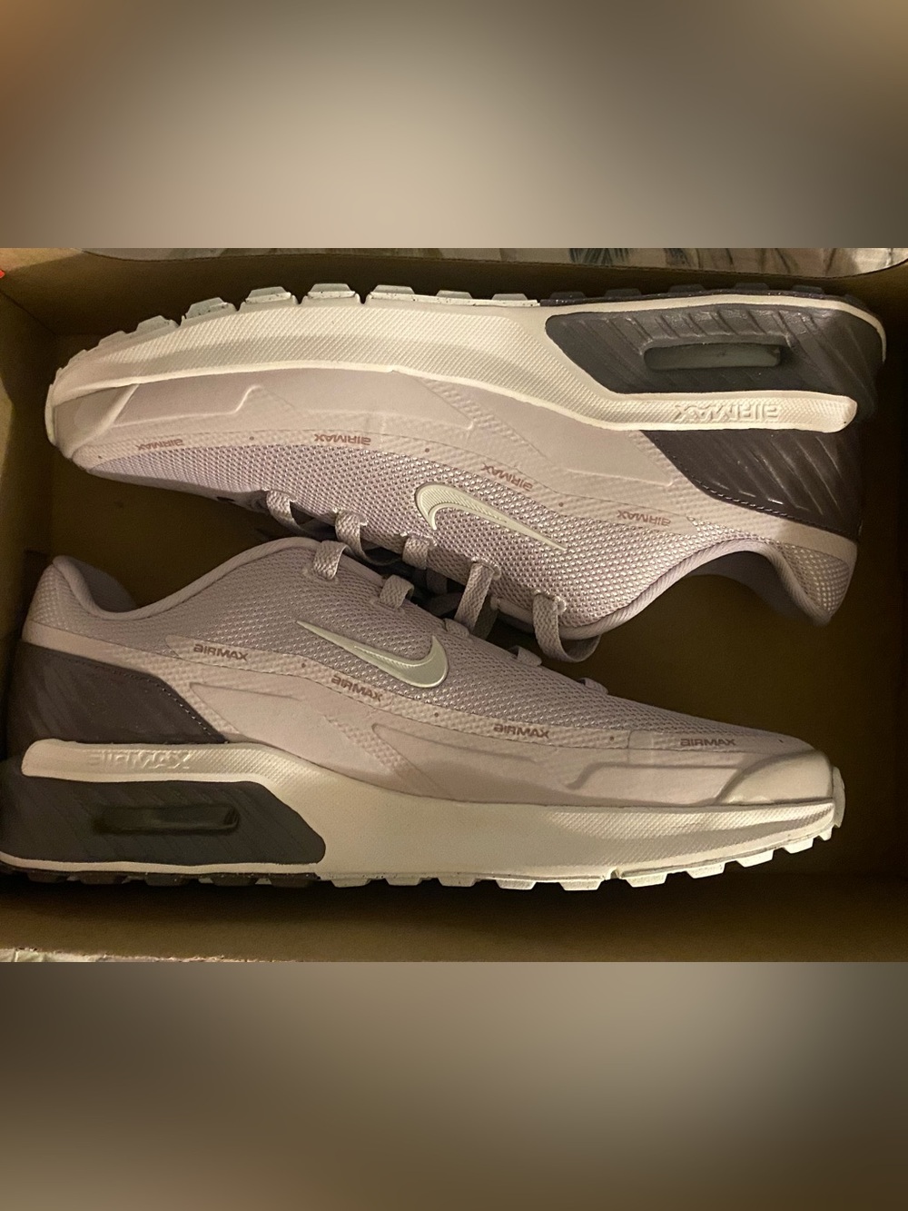 New! Nike Women’s Air Max BIA Athletic Shoe in Lavender / White Size 9